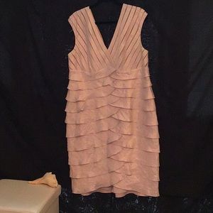 Women's 18W like new Adrianna Papell pink chiffon & lace dress!